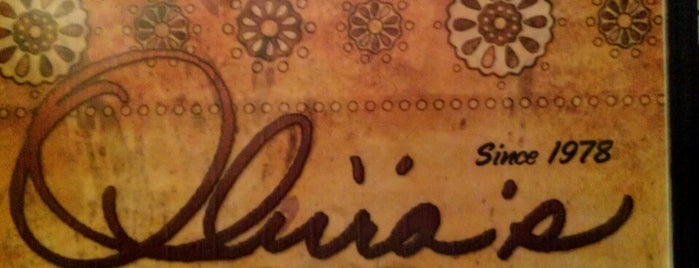 Olivia's Mexican Restaurant is one of Lieux qui ont plu à E.