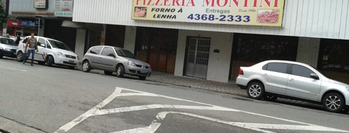 Pizzeria Montini is one of Tempat yang Disukai Fernando.