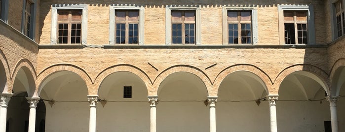 Biblioteca Palazzo Ducale is one of Studio.