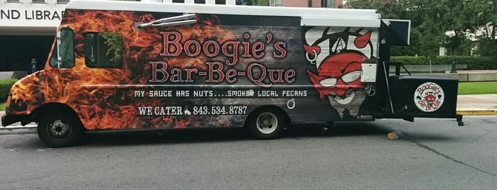 Boogie's Bar-Be-Que is one of Charleston Food Trucks.