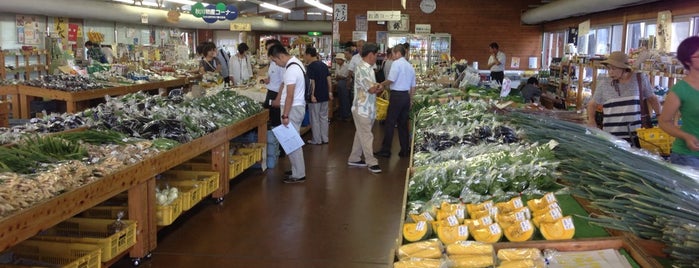 秋川ファーマーズセンター is one of สถานที่ที่ Sigeki ถูกใจ.