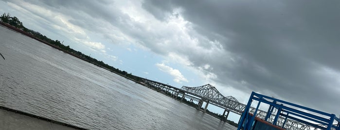 Луизиана is one of Louisiana.