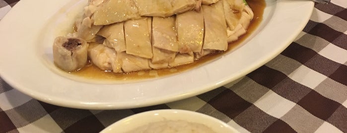Boon Tong Kee 文東記 is one of Chicken.