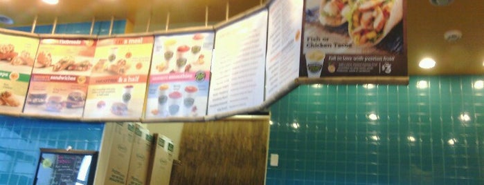 Tropical Smoothie Cafe is one of Kimmie 님이 저장한 장소.