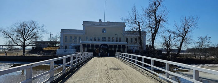 Kulosaaren Casino is one of helsinki food.