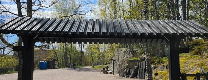 Japanilaistyylinen puutarha Noroshiyama is one of Places to visit in Finland.