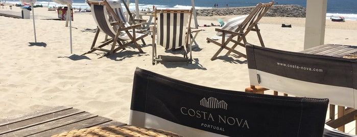Costa Nova Beach Club is one of Orte, die Menossi, gefallen.