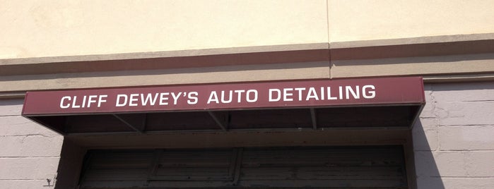Cliff Dewey's Auto Detailing Systems is one of สถานที่ที่ Uncle ถูกใจ.