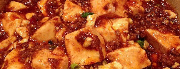 中国料理 名菜館 is one of Lugares favoritos de Hide.