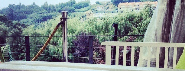 Bliss Café Lounge is one of porto.