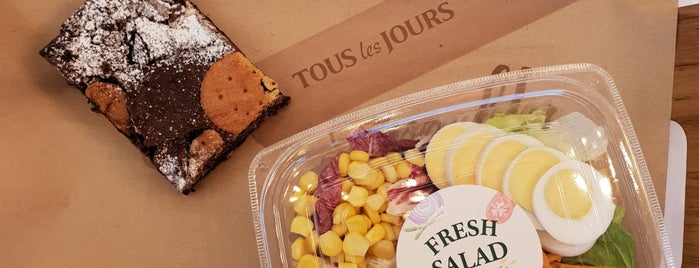 Tous Les Jours bakery is one of Favorite Food.
