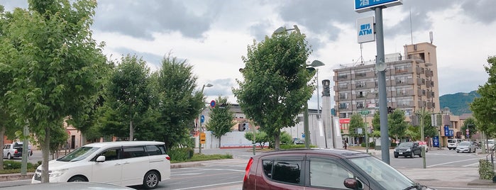 ファミリーマート 山梨市駅前店 is one of ファミマ王国.