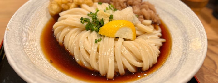 Kamatake Udon is one of 飲み.