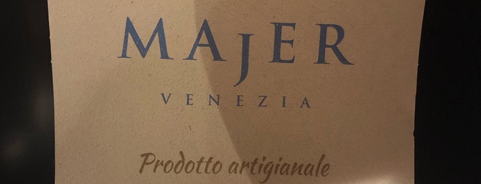 Majer Restaurant is one of Venice.