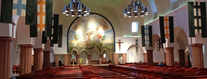 St. Ann Catholic Parish is one of Tempat yang Disukai Larry.