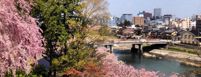 桜坂 is one of Travel : Sakura Spot.