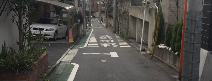 羽沢坂 is one of 坂（東京）港区.