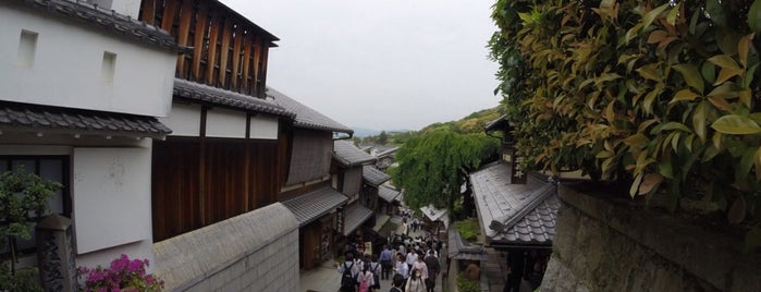 Sannen-zaka is one of 坂（京都）.