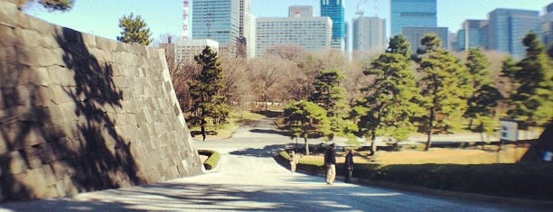 Shiomizaka is one of สถานที่ที่ ぎゅ↪︎ん 🐾🦁 ถูกใจ.