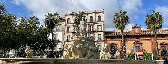 Fuente de Híspalis is one of Lieux qui ont plu à Philippe.