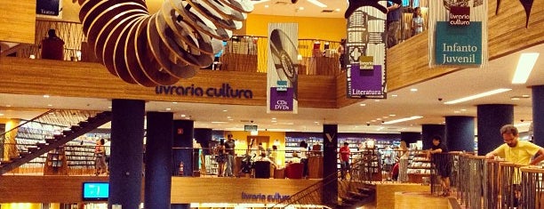 Livraria Cultura is one of Paulistas que manjan.