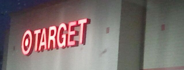 Target is one of Orte, die Monica gefallen.