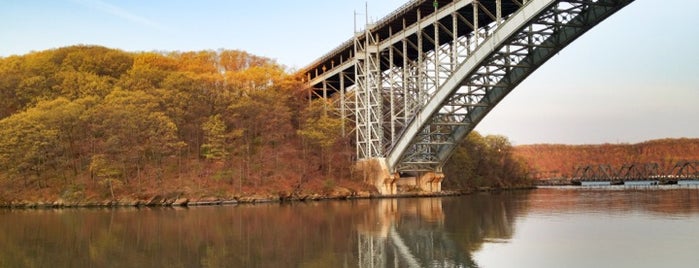 Henry Hudson Bridge is one of diane : понравившиеся места.
