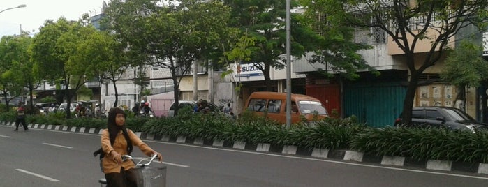 Jalan Kusuma Bangsa is one of from home to school.