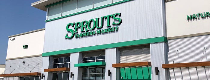 Sprouts Farmers Market is one of San Antonio Tour.