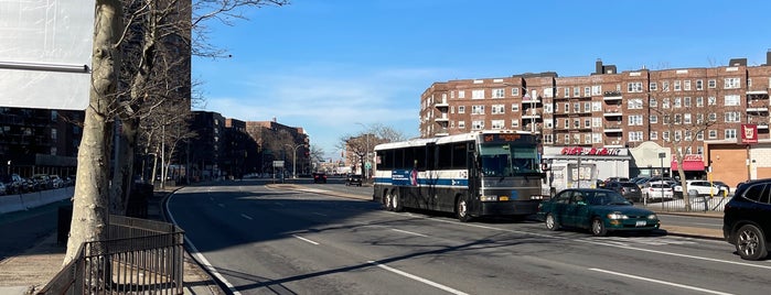 Queens Blvd - Forest Hills is one of Bravo Badge.