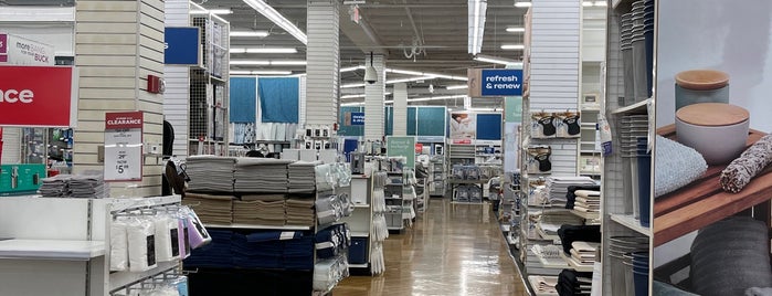 Bed Bath & Beyond is one of Shoping.