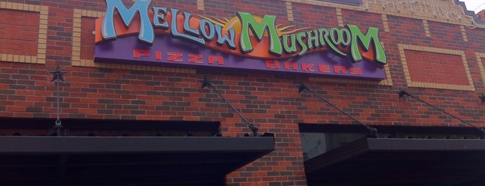 Mellow Mushroom is one of Restaurants - Dallas.