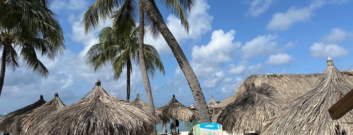 Holiday Inn Beach is one of Aruba.
