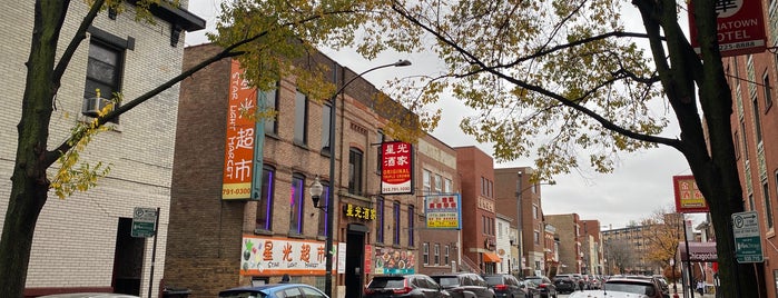Chinatown is one of Our Chicago Blues & Eclectic Dining Tour.
