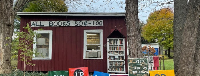 Little Red Book Shack is one of Hudson Valley Book Trail.