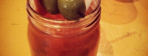 Moonshine is one of Chicago Brunches.