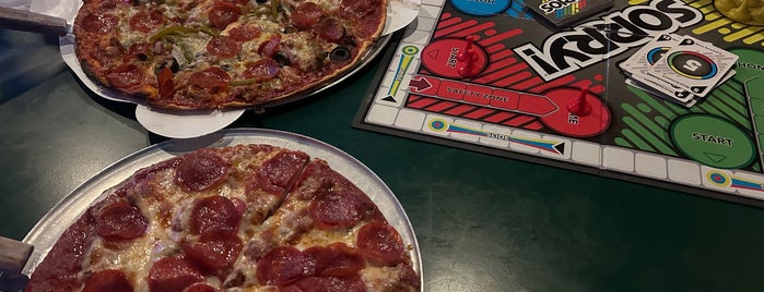 Michael's Original Pizzeria & Tavern is one of Chicago.