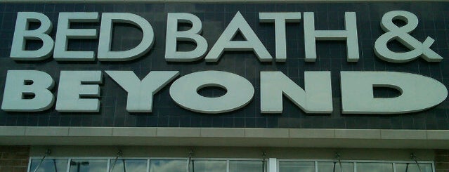 Bed Bath & Beyond is one of Arnさんのお気に入りスポット.