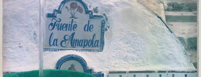 Fuente De La Amapola is one of La Granada de los ‘granaínos’ (El País).