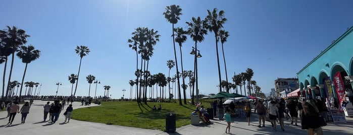 Venice Beach Boardwalk is one of La weekend.