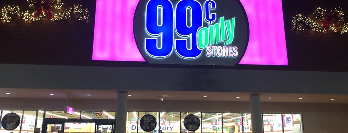99 Cents Only Stores is one of Lugares favoritos de Rachel.