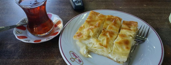 Asilzade Pasta-Cafe is one of Posti che sono piaciuti a Oguzhan.