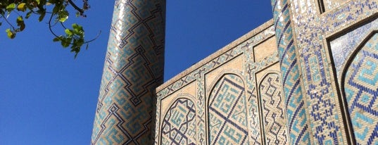 Bibixonim jome masjidi is one of Места, где сбываются желания. Весь мир.