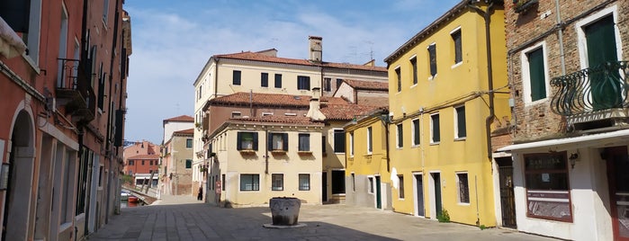 Vintiotto is one of venezia.