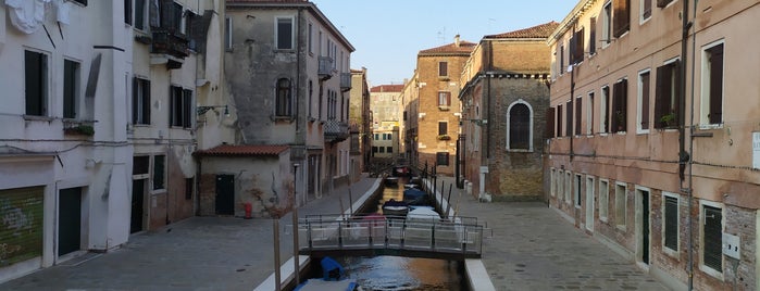 Cocaeta is one of Venedig.