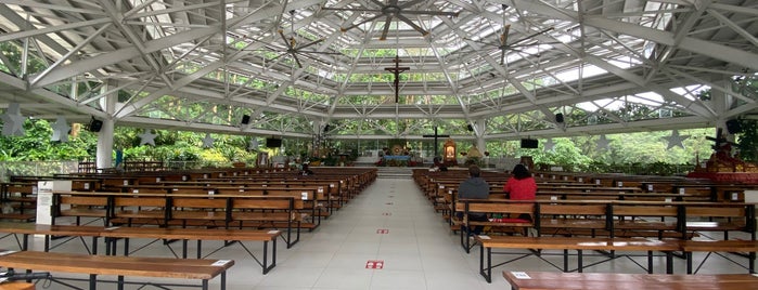 Parish of the Immaculate Heart of Mary is one of Visita Iglesia.