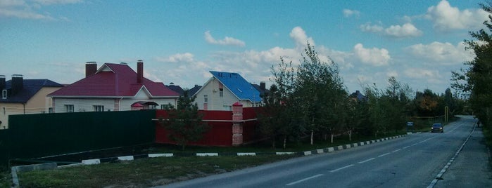 Комбайн is one of Районы и микрорайоны Саратова.