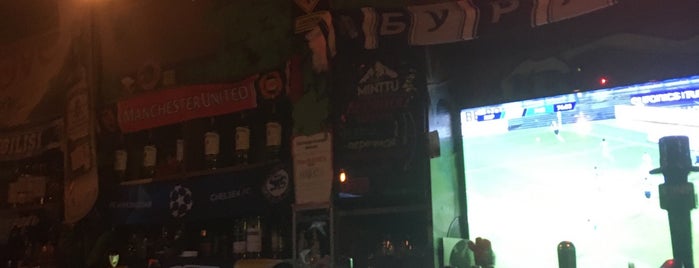 Harat's Irish Pub is one of Anton'un Beğendiği Mekanlar.