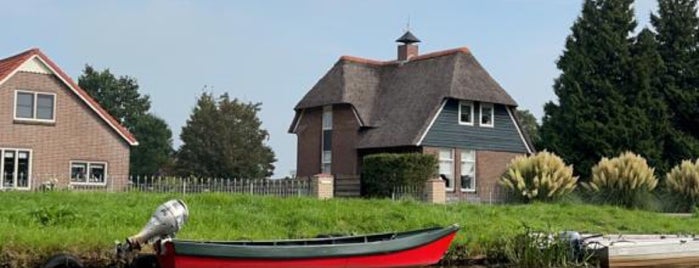 Bodelaeke is one of Giethoorn.