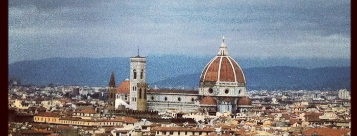 Piazzale Michelangelo is one of Looking @ Skylines.